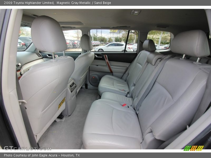 Magnetic Gray Metallic / Sand Beige 2009 Toyota Highlander Limited