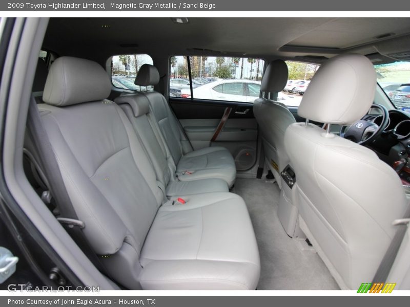 Magnetic Gray Metallic / Sand Beige 2009 Toyota Highlander Limited