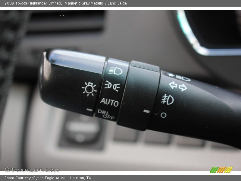 Magnetic Gray Metallic / Sand Beige 2009 Toyota Highlander Limited