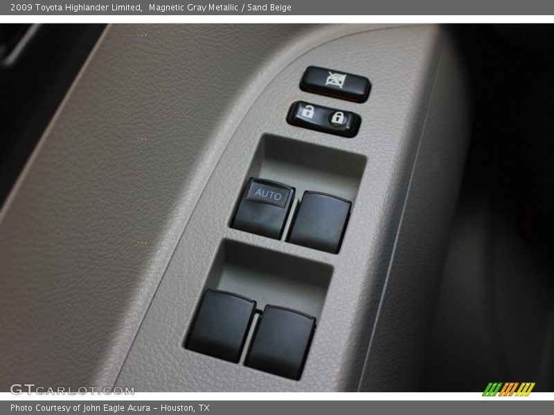 Magnetic Gray Metallic / Sand Beige 2009 Toyota Highlander Limited