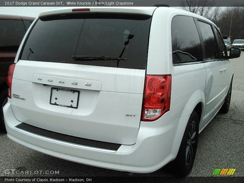 White Knuckle / Black/Light Graystone 2017 Dodge Grand Caravan SXT
