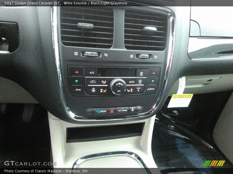 White Knuckle / Black/Light Graystone 2017 Dodge Grand Caravan SXT