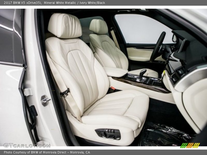 Mineral White Metallic / Ivory White/Black 2017 BMW X5 xDrive35i