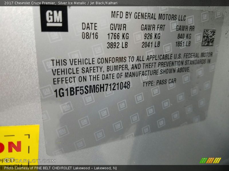 Silver Ice Metallic / Jet Black/Kalhari 2017 Chevrolet Cruze Premier