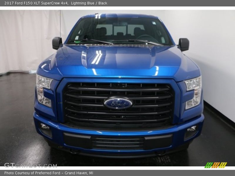 Lightning Blue / Black 2017 Ford F150 XLT SuperCrew 4x4