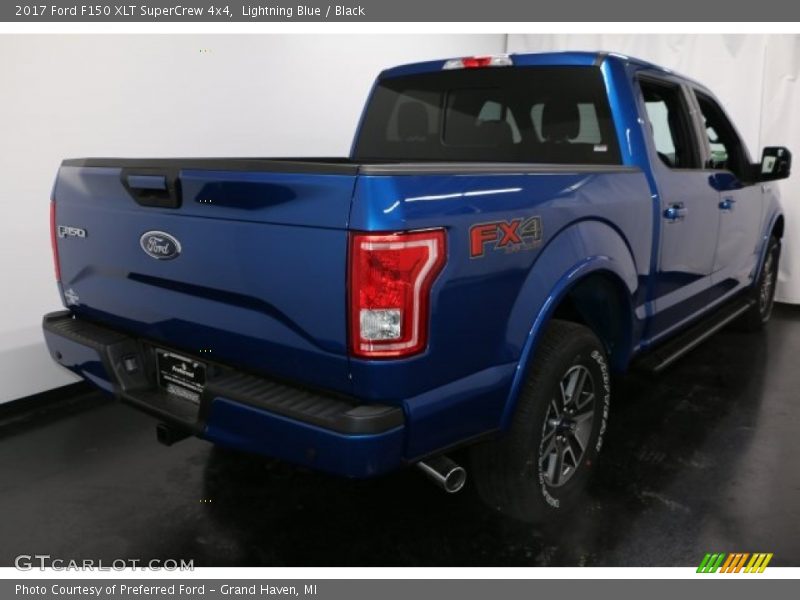 Lightning Blue / Black 2017 Ford F150 XLT SuperCrew 4x4