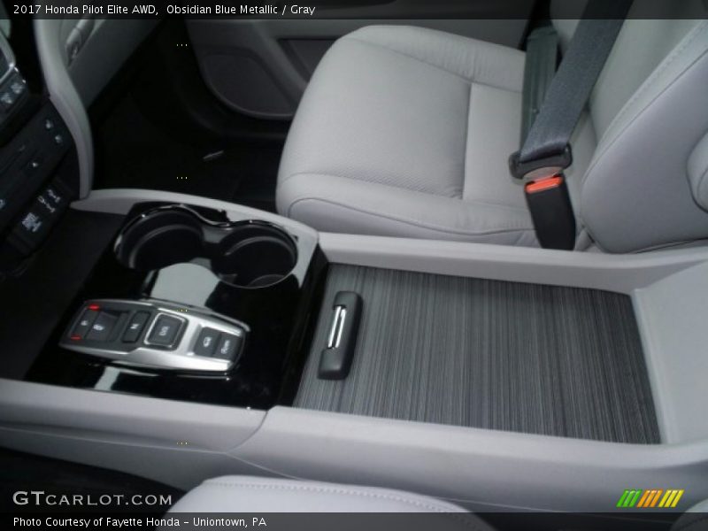 Obsidian Blue Metallic / Gray 2017 Honda Pilot Elite AWD