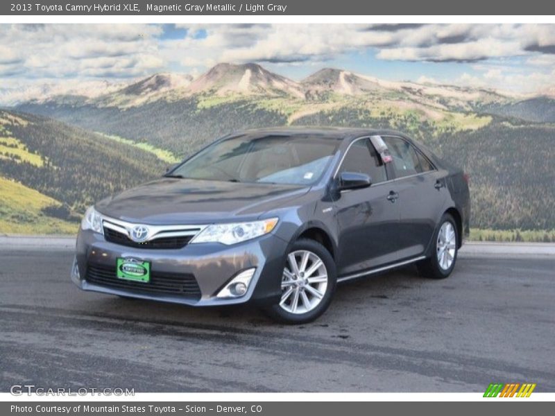 Magnetic Gray Metallic / Light Gray 2013 Toyota Camry Hybrid XLE
