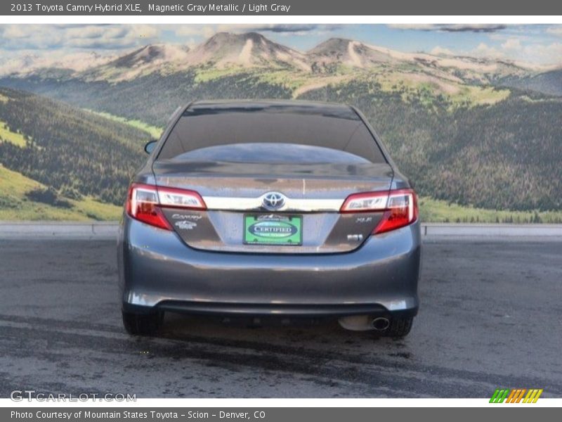 Magnetic Gray Metallic / Light Gray 2013 Toyota Camry Hybrid XLE