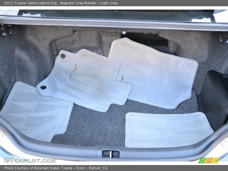 Magnetic Gray Metallic / Light Gray 2013 Toyota Camry Hybrid XLE