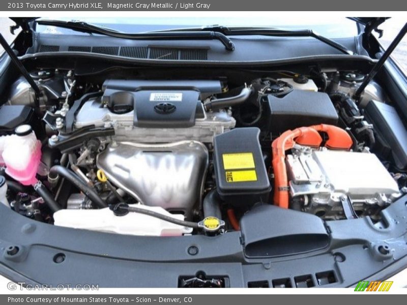 Magnetic Gray Metallic / Light Gray 2013 Toyota Camry Hybrid XLE