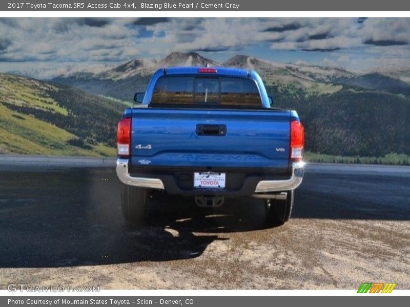 Blazing Blue Pearl / Cement Gray 2017 Toyota Tacoma SR5 Access Cab 4x4