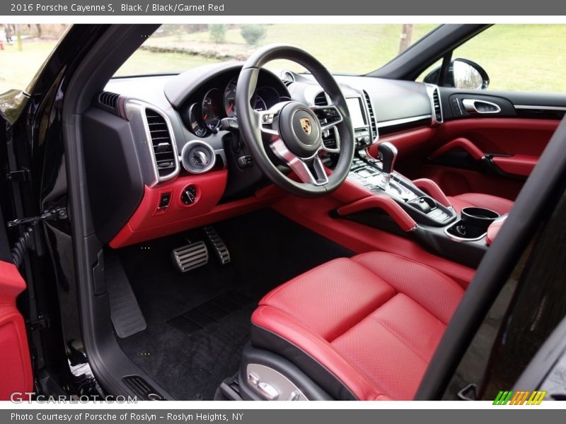  2016 Cayenne S Black/Garnet Red Interior