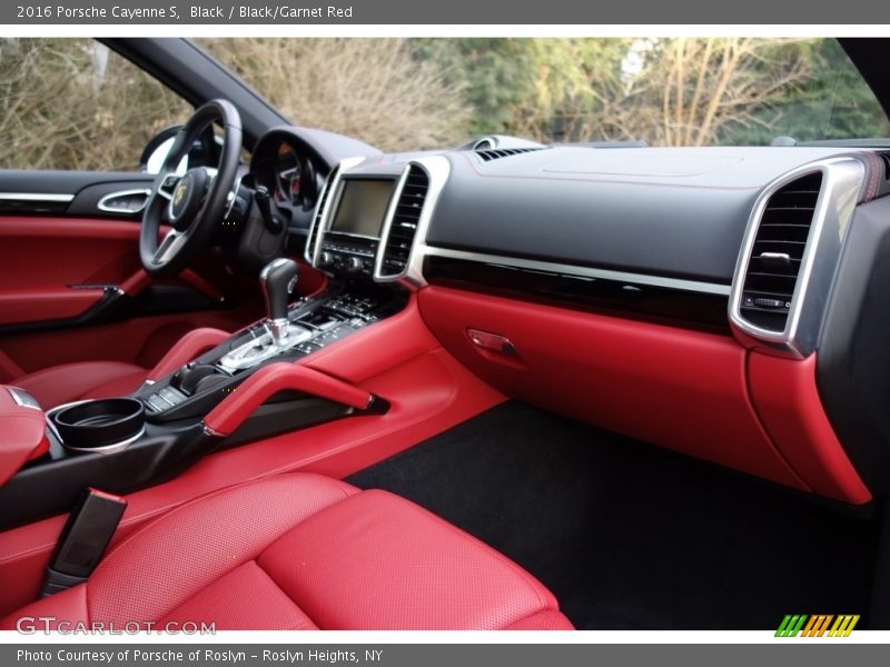 Black / Black/Garnet Red 2016 Porsche Cayenne S