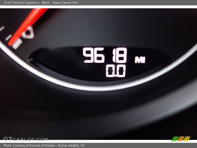 Black / Black/Garnet Red 2016 Porsche Cayenne S