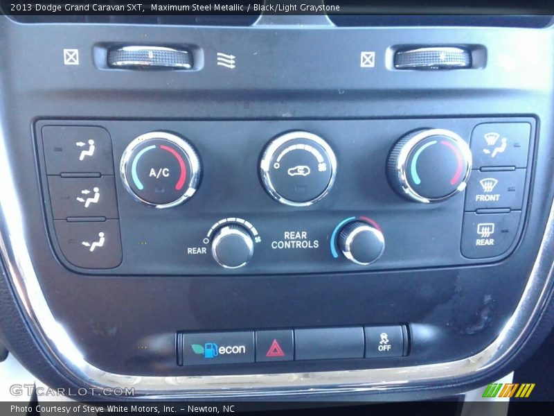 Maximum Steel Metallic / Black/Light Graystone 2013 Dodge Grand Caravan SXT