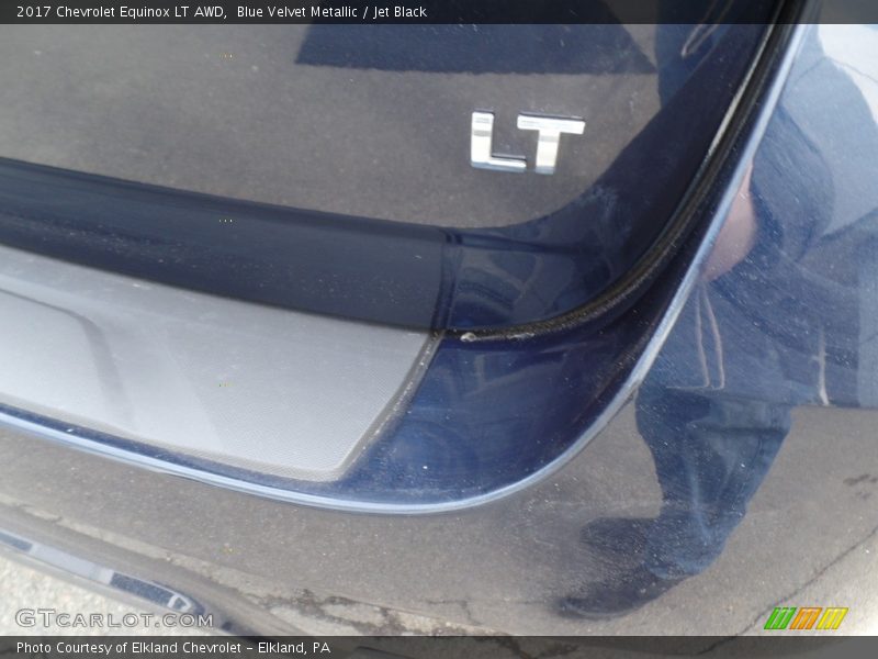 Blue Velvet Metallic / Jet Black 2017 Chevrolet Equinox LT AWD