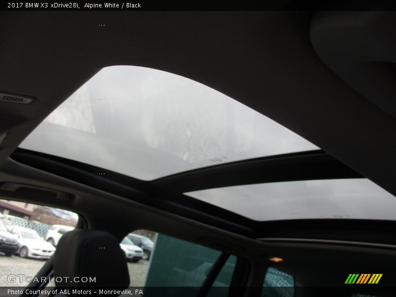 Alpine White / Black 2017 BMW X3 xDrive28i