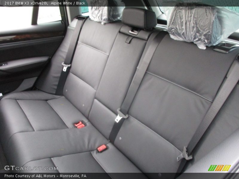 Alpine White / Black 2017 BMW X3 xDrive28i