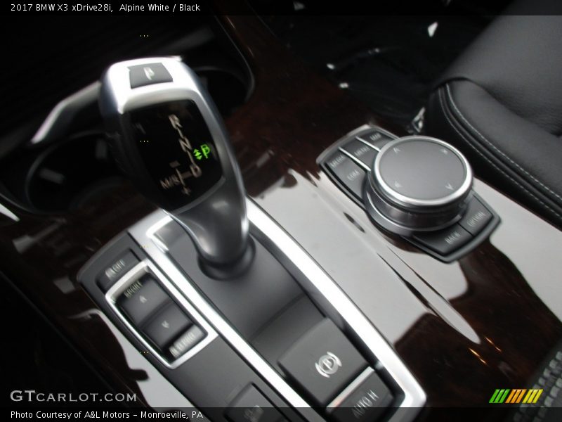 Alpine White / Black 2017 BMW X3 xDrive28i