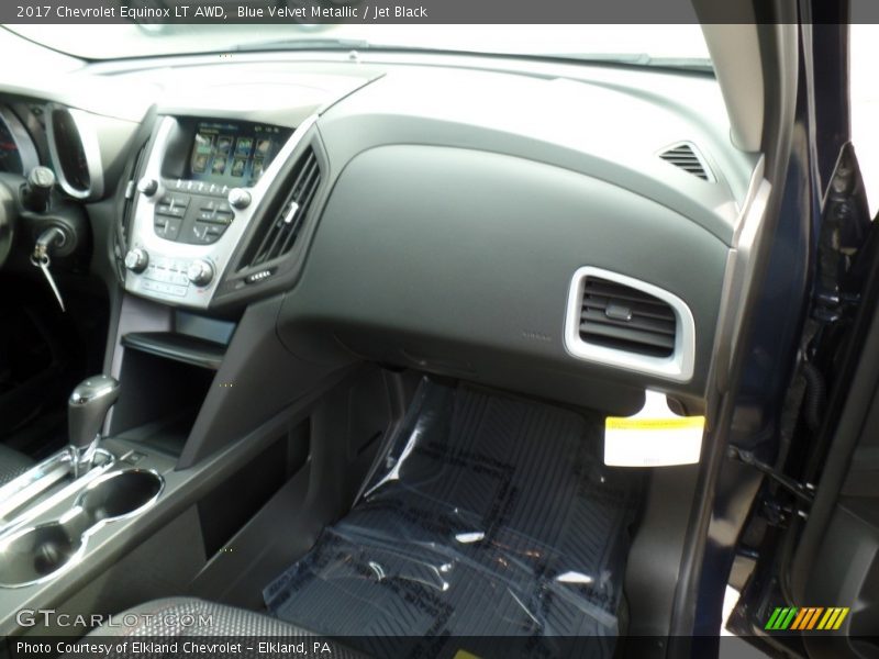 Blue Velvet Metallic / Jet Black 2017 Chevrolet Equinox LT AWD