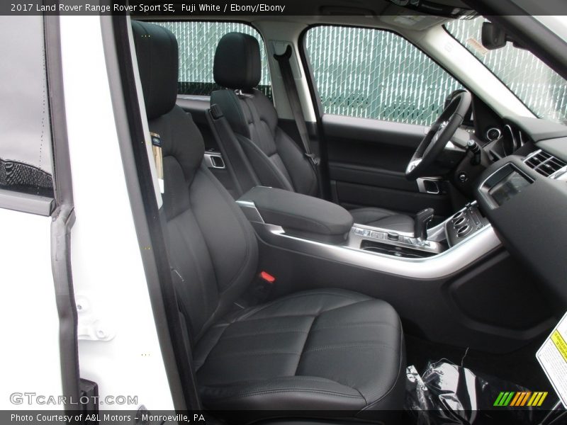 Fuji White / Ebony/Ebony 2017 Land Rover Range Rover Sport SE