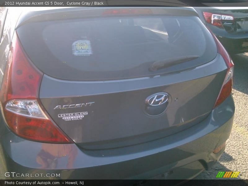 Cyclone Gray / Black 2012 Hyundai Accent GS 5 Door