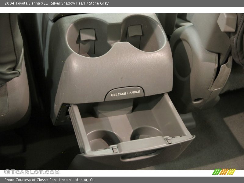 Silver Shadow Pearl / Stone Gray 2004 Toyota Sienna XLE