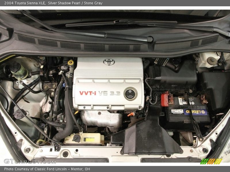 Silver Shadow Pearl / Stone Gray 2004 Toyota Sienna XLE