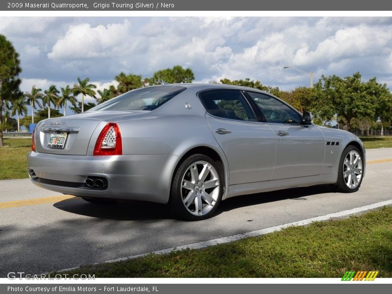 Grigio Touring (Silver) / Nero 2009 Maserati Quattroporte