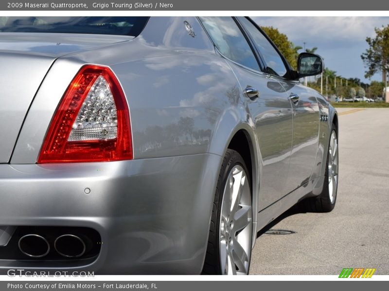 Grigio Touring (Silver) / Nero 2009 Maserati Quattroporte