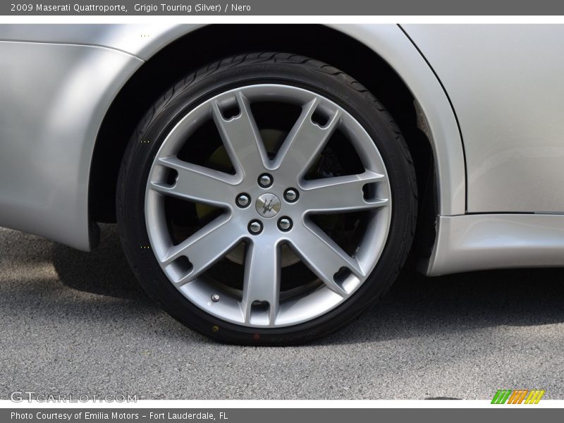 Grigio Touring (Silver) / Nero 2009 Maserati Quattroporte