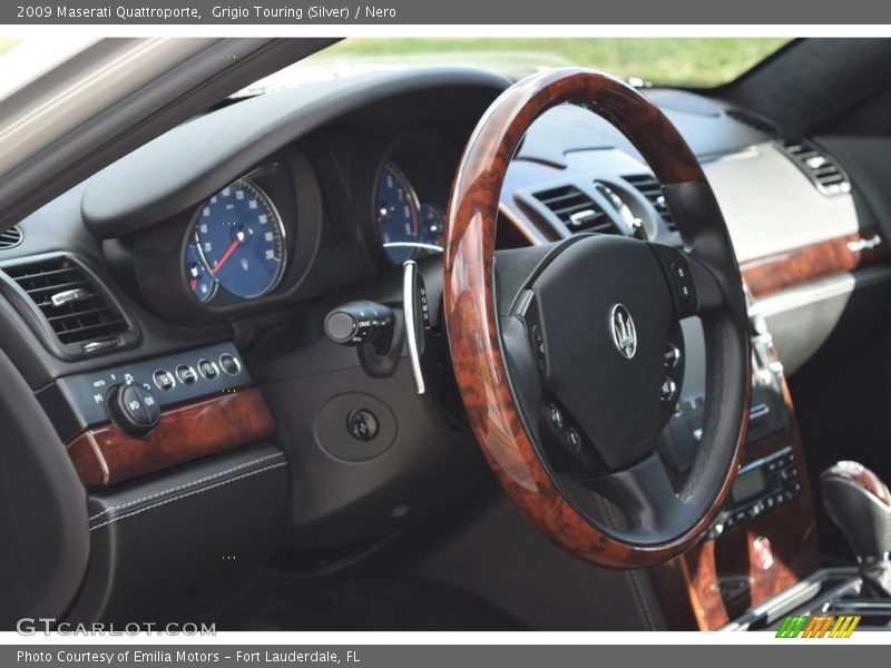 Grigio Touring (Silver) / Nero 2009 Maserati Quattroporte