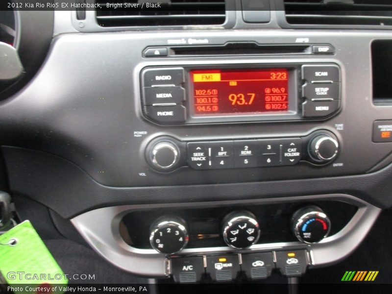 Bright Silver / Black 2012 Kia Rio Rio5 EX Hatchback