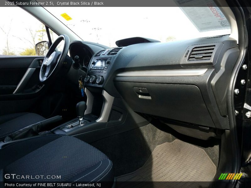 Crystal Black Silica / Black 2015 Subaru Forester 2.5i
