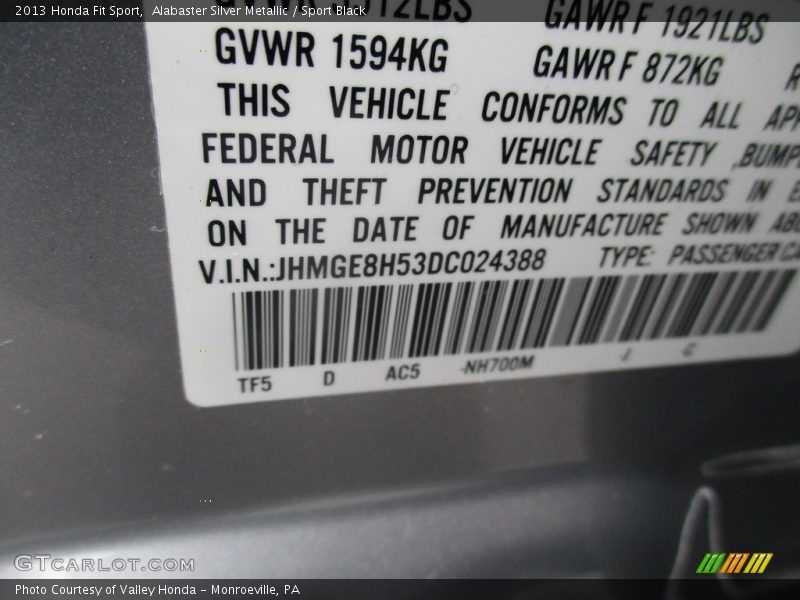 Alabaster Silver Metallic / Sport Black 2013 Honda Fit Sport