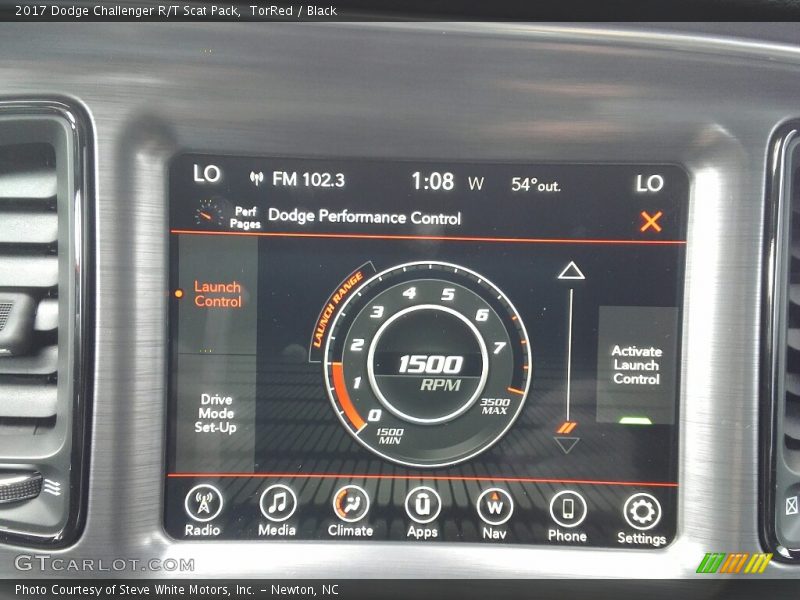 Controls of 2017 Challenger R/T Scat Pack