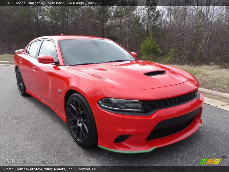 Go Mango / Black 2017 Dodge Charger R/T Scat Pack