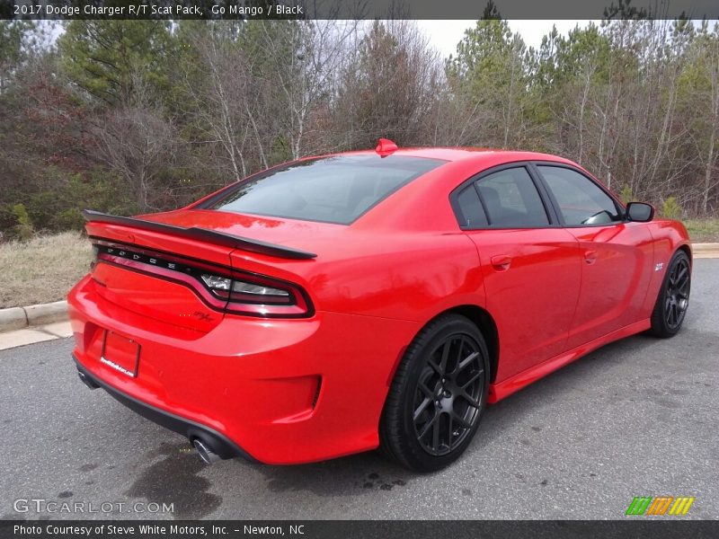 Go Mango / Black 2017 Dodge Charger R/T Scat Pack