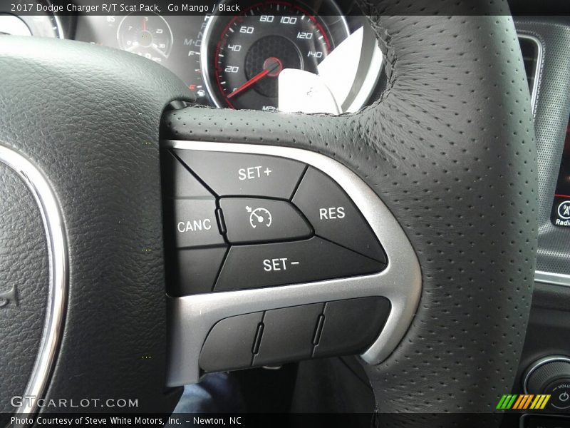 Go Mango / Black 2017 Dodge Charger R/T Scat Pack