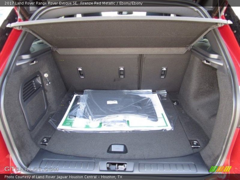 Firenze Red Metallic / Ebony/Ebony 2017 Land Rover Range Rover Evoque SE
