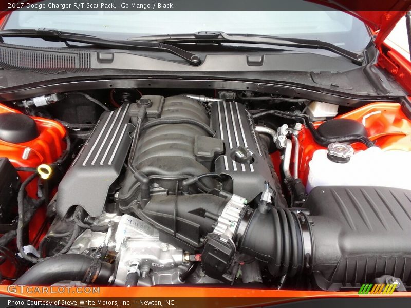 Go Mango / Black 2017 Dodge Charger R/T Scat Pack