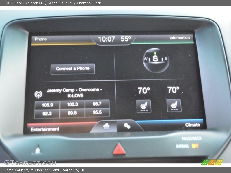 White Platinum / Charcoal Black 2015 Ford Explorer XLT