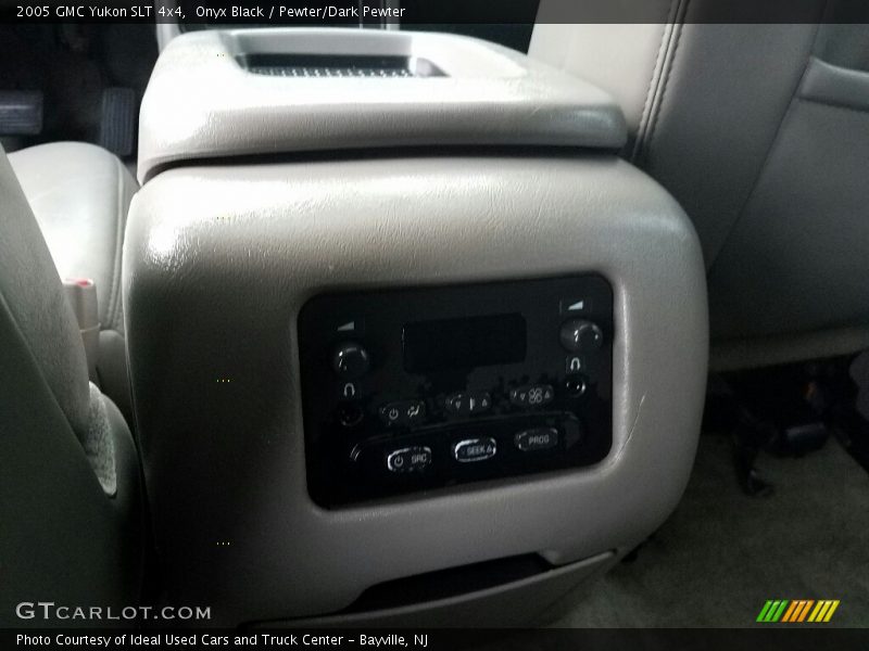 Onyx Black / Pewter/Dark Pewter 2005 GMC Yukon SLT 4x4