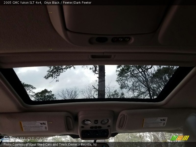 Onyx Black / Pewter/Dark Pewter 2005 GMC Yukon SLT 4x4