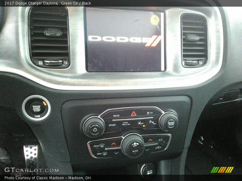 Controls of 2017 Charger Daytona