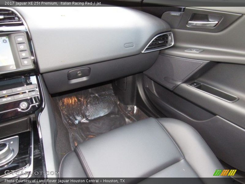 Italian Racing Red / Jet 2017 Jaguar XE 25t Premium