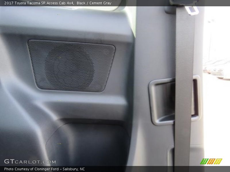 Black / Cement Gray 2017 Toyota Tacoma SR Access Cab 4x4