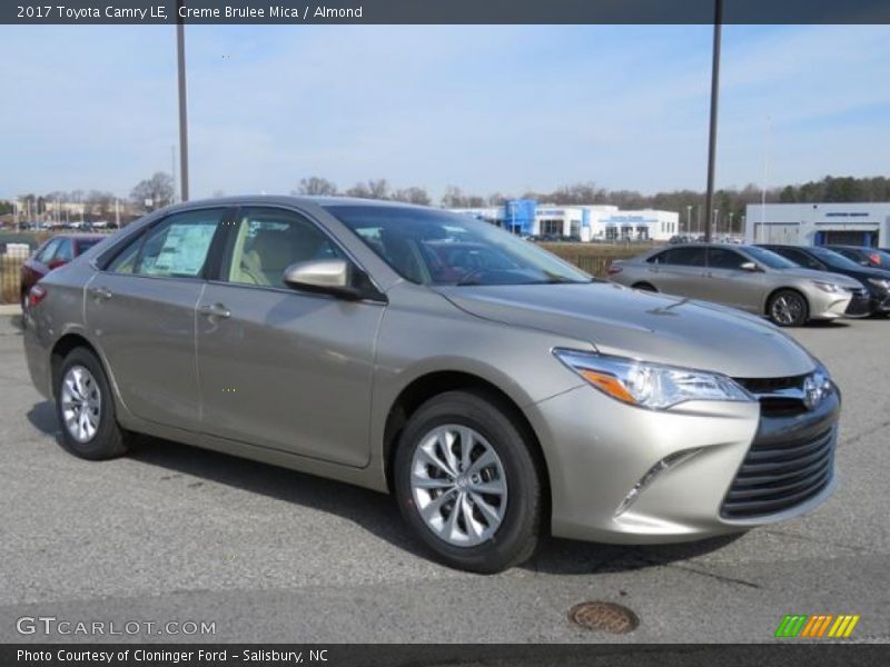 Creme Brulee Mica / Almond 2017 Toyota Camry LE
