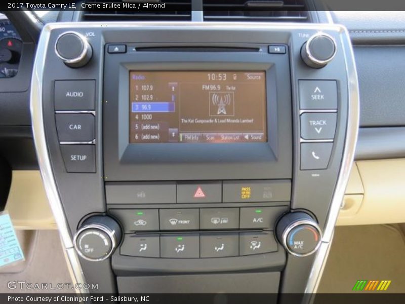 Creme Brulee Mica / Almond 2017 Toyota Camry LE